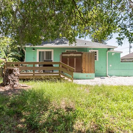 Sarasota, Fl Bungalow - Bright & Breezy Coastal Vibes - 10 Mins To White Sand Beaches Home Bagian luar foto