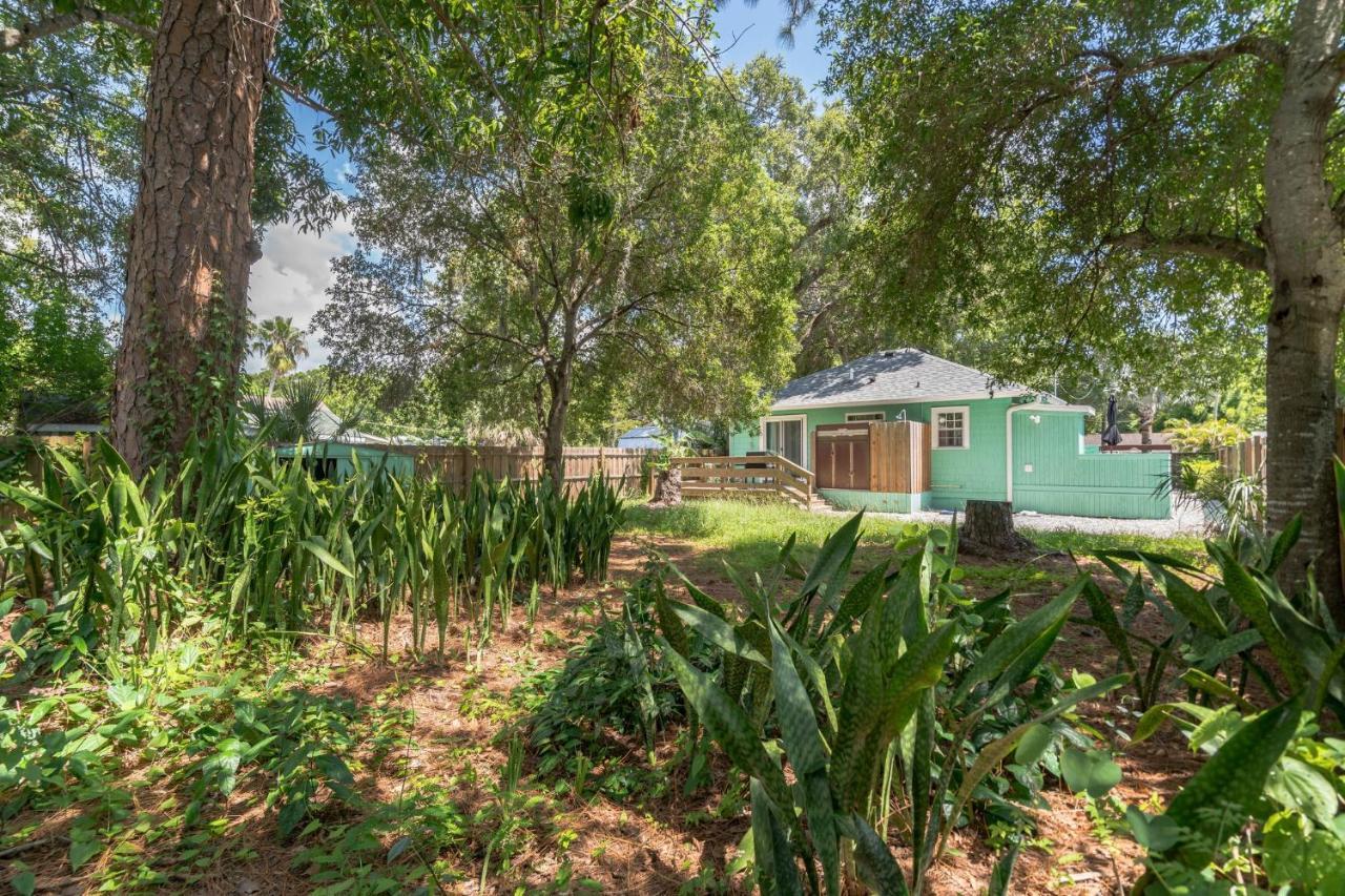 Sarasota, Fl Bungalow - Bright & Breezy Coastal Vibes - 10 Mins To White Sand Beaches Home Bagian luar foto