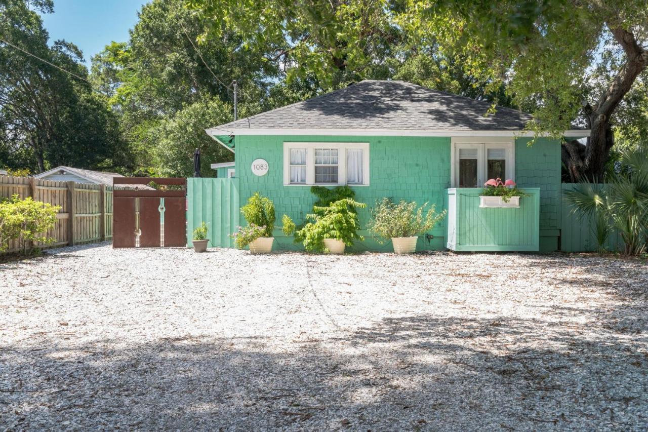 Sarasota, Fl Bungalow - Bright & Breezy Coastal Vibes - 10 Mins To White Sand Beaches Home Bagian luar foto